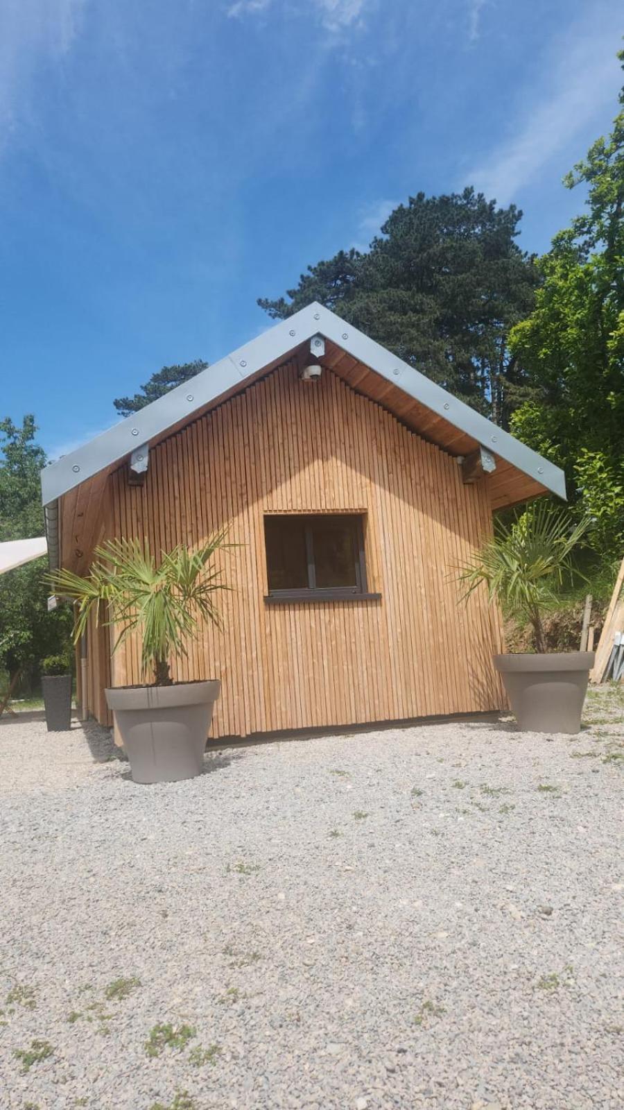 Lodge Du Chateau De Feschaux Villeneuve-sous-Pymont Exteriör bild