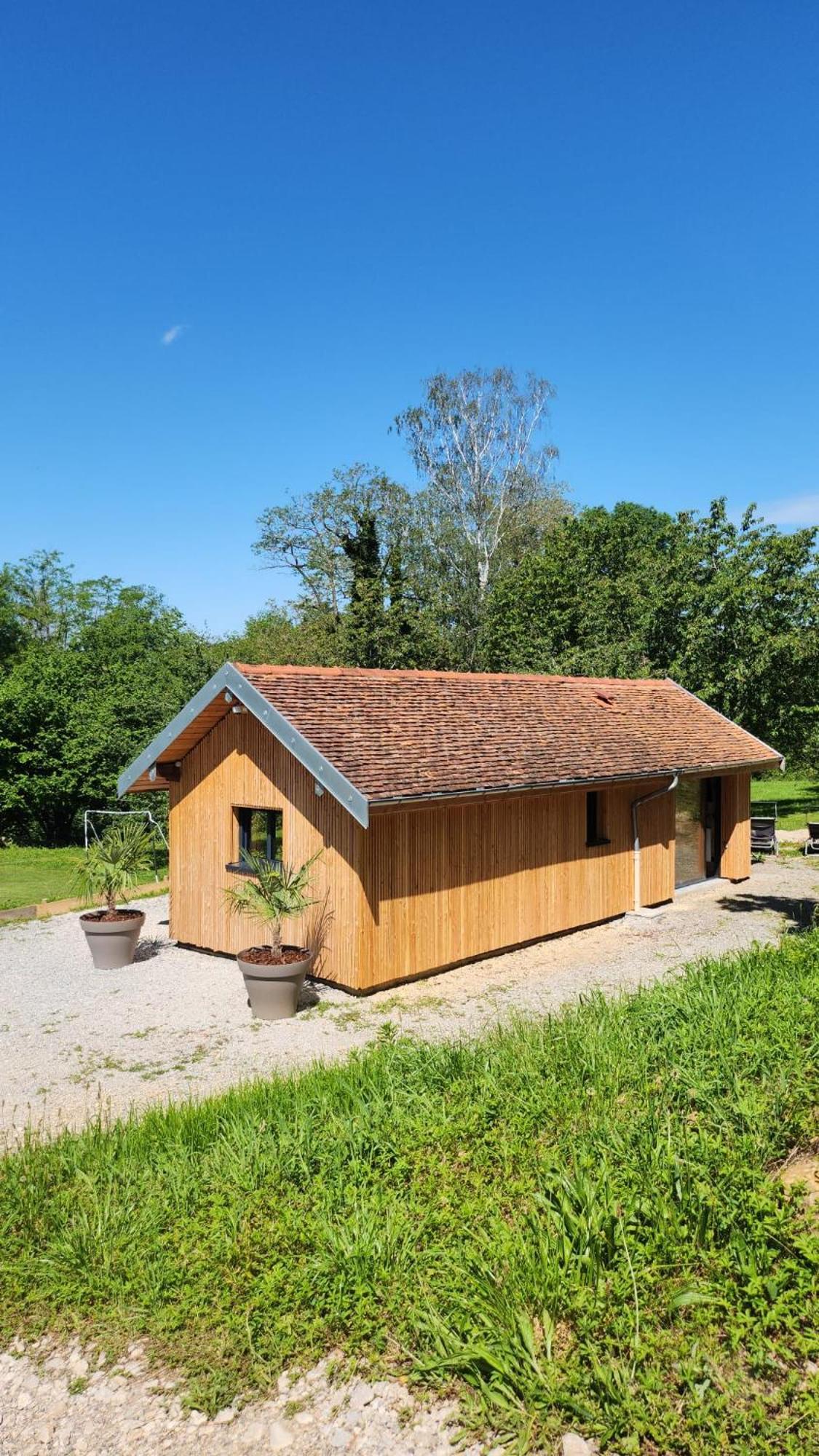 Lodge Du Chateau De Feschaux Villeneuve-sous-Pymont Exteriör bild