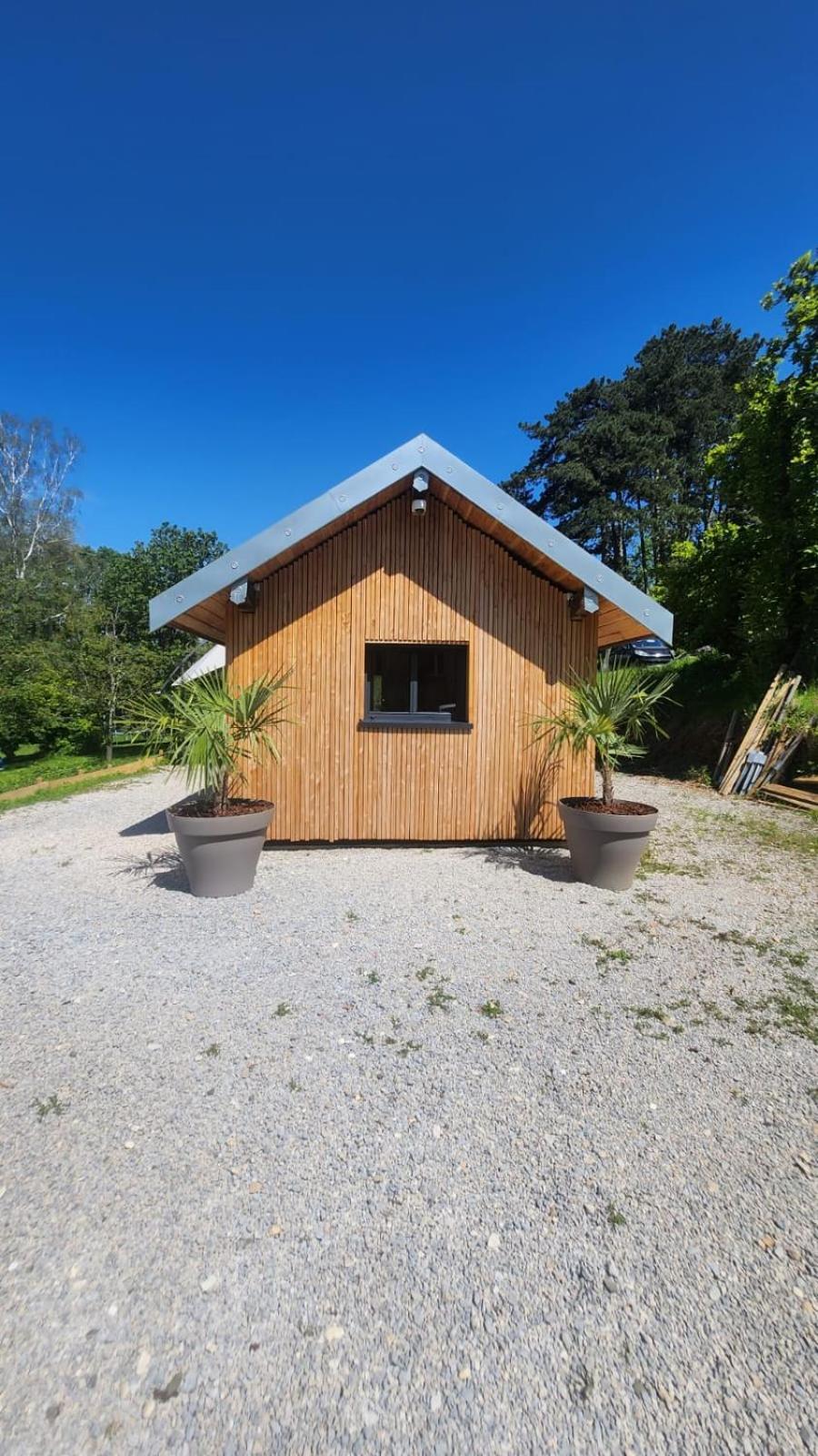 Lodge Du Chateau De Feschaux Villeneuve-sous-Pymont Exteriör bild