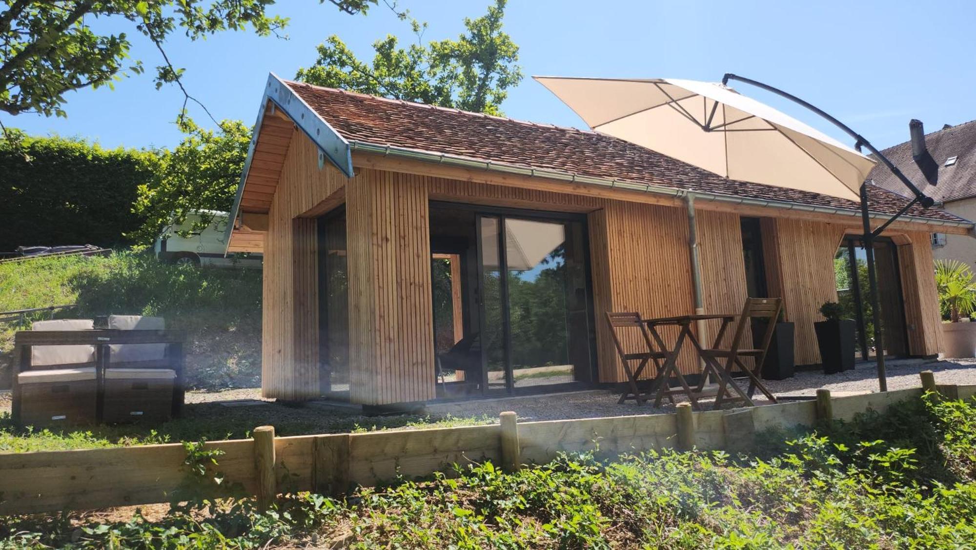 Lodge Du Chateau De Feschaux Villeneuve-sous-Pymont Exteriör bild