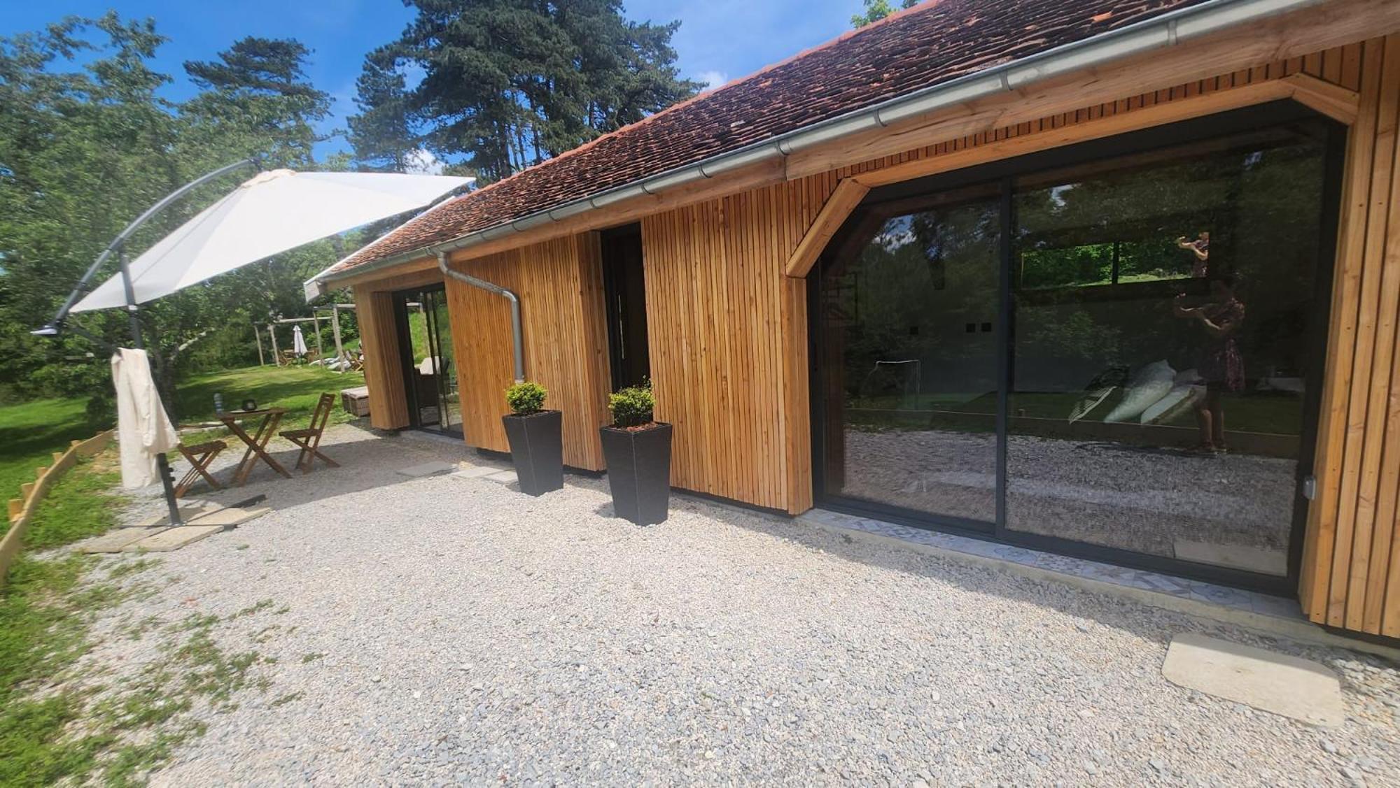 Lodge Du Chateau De Feschaux Villeneuve-sous-Pymont Exteriör bild